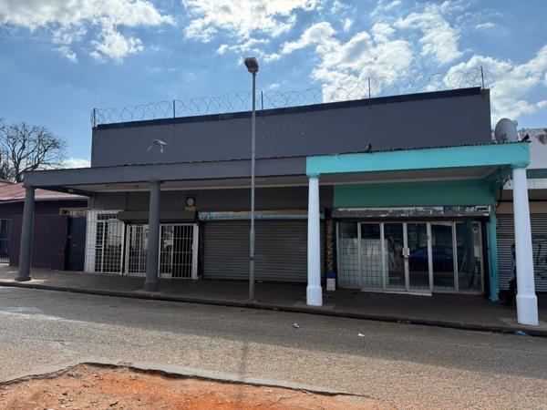 498  m² Commercial space