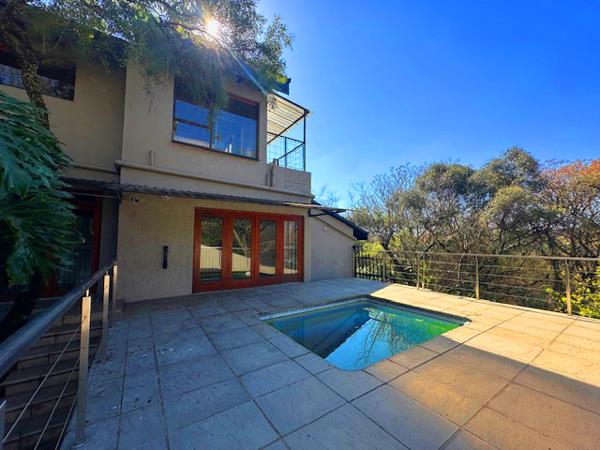 6 Bedroom House