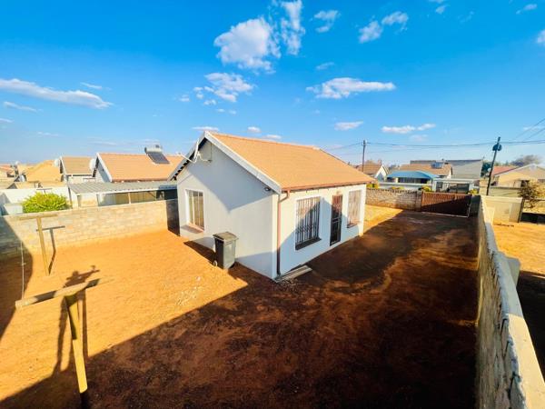 2 Bedroom House