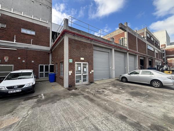 363  m² Industrial space