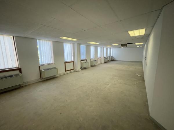 149.7  m² Commercial space