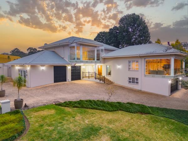 6 Bedroom House