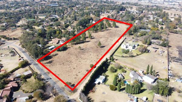 2.8 ha Land