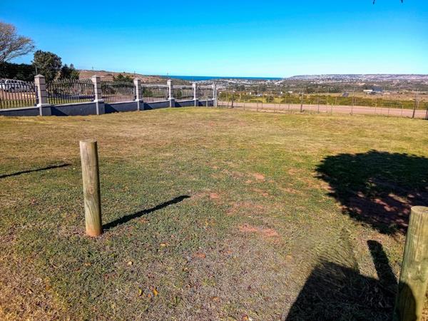 543 m² Land