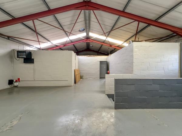 308  m² Commercial space