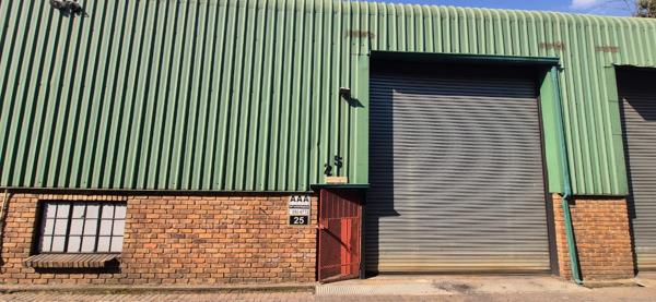 300  m² Industrial space