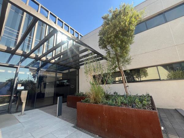 389  m² Office Space