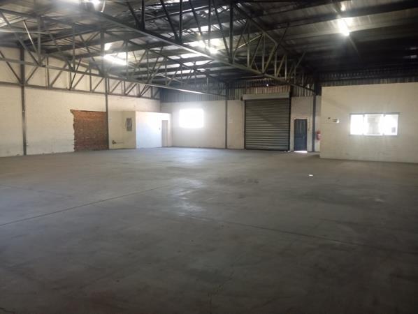 420  m² Industrial space