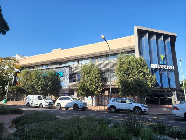 106  m² Retail Space