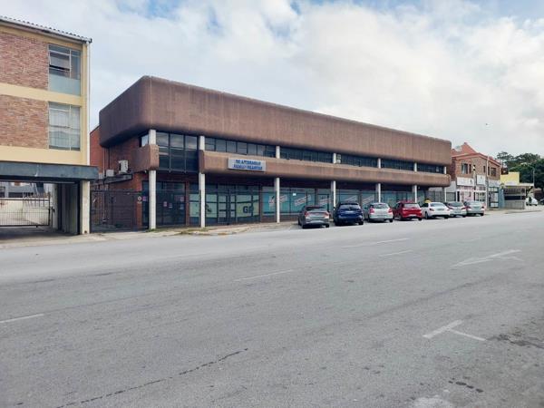 1 550  m² Commercial space