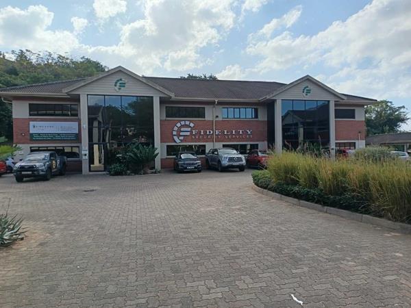 885 m² Office Space