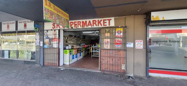 100  m² Commercial space