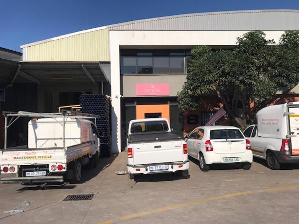 1 671 m² Industrial space