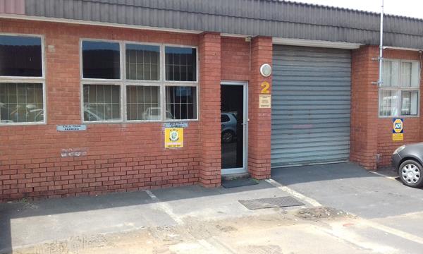 200  m² Industrial space