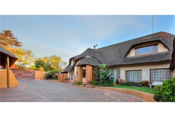 10 Bedroom, Bed and Breakfast