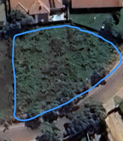 1 022 m² Land
