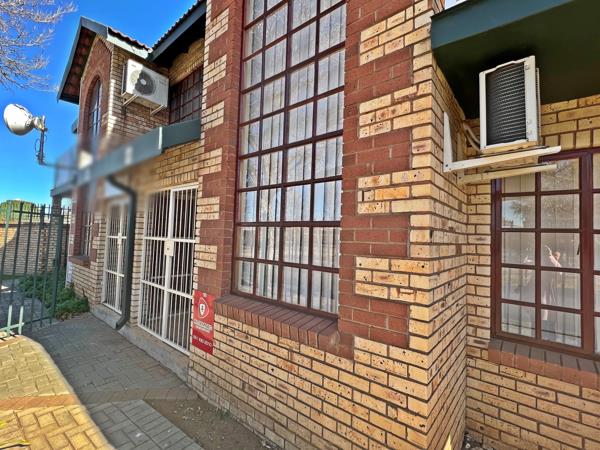 124  m² Commercial space