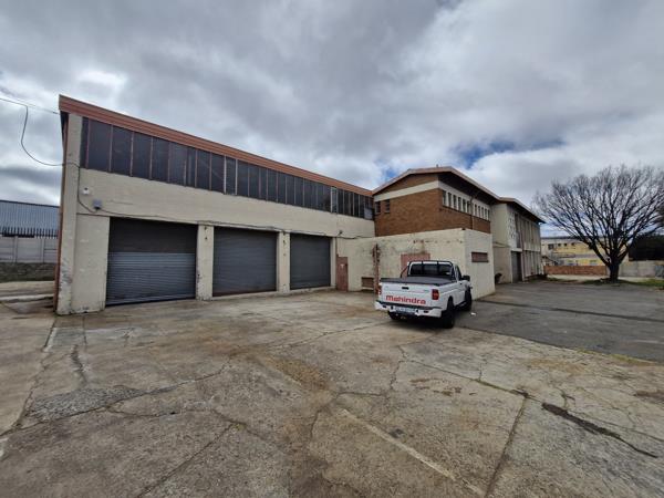 1 563 m² Industrial space