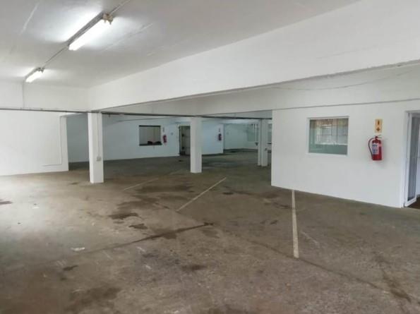 551  m² Industrial space