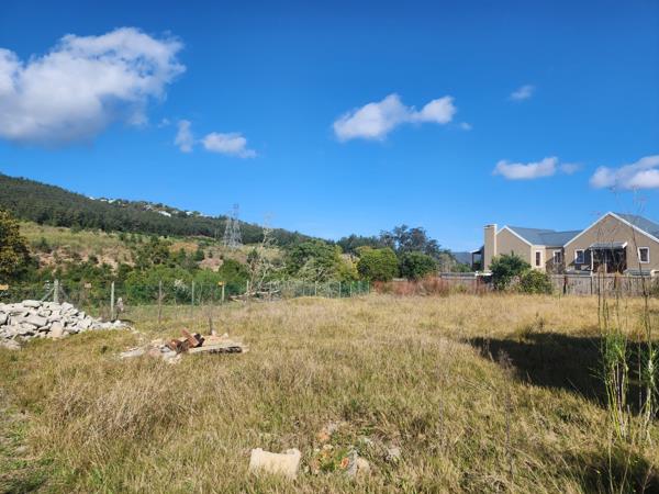 1 013 m² Land