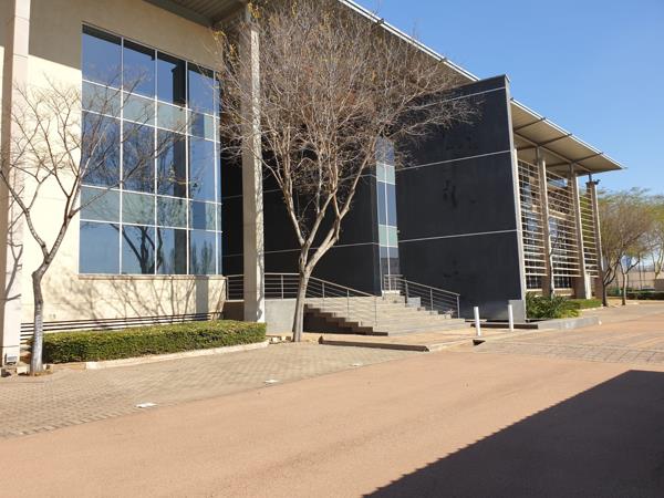 7 000 m² Commercial space
