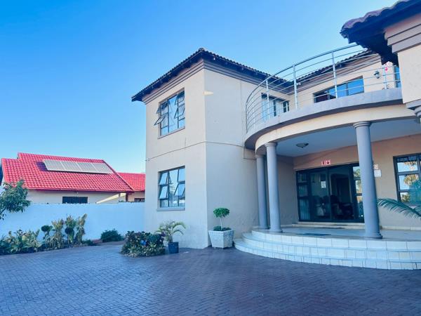 11 Bedroom House