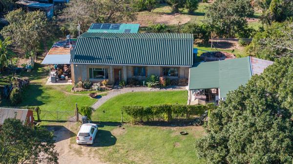 8 464 m² Smallholding