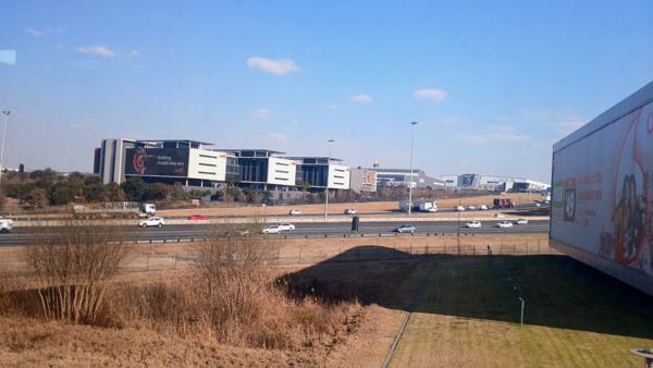 612  m² Commercial space