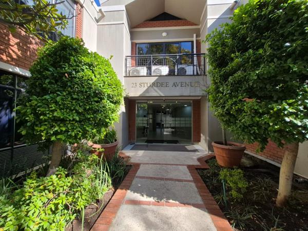 209  m² Commercial space