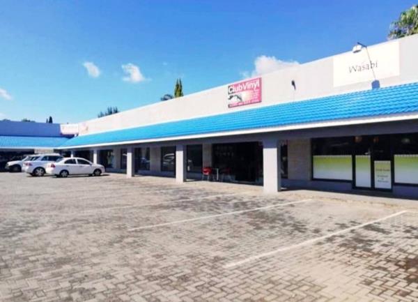 1 938  m² Commercial space