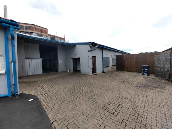 580  m² Industrial space