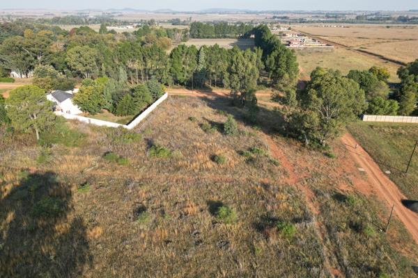 4 052 m² Land