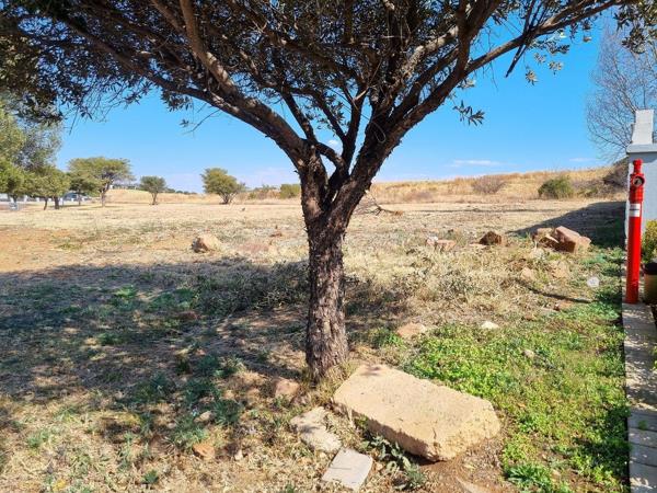 1 223 m² Land