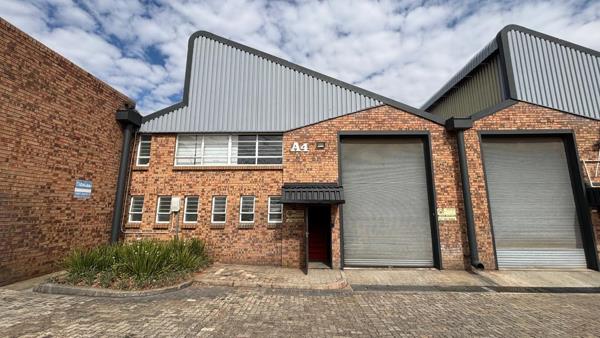 326  m² Industrial space
