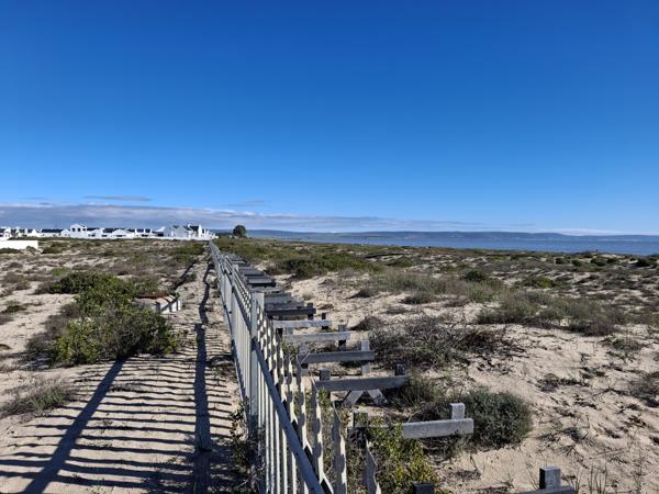 697 m² Land