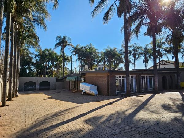 850  m² Office Space