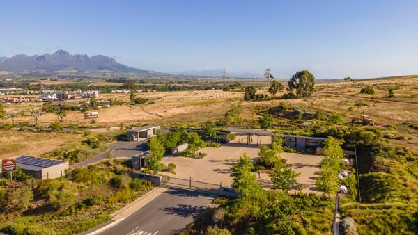 522 m² Land