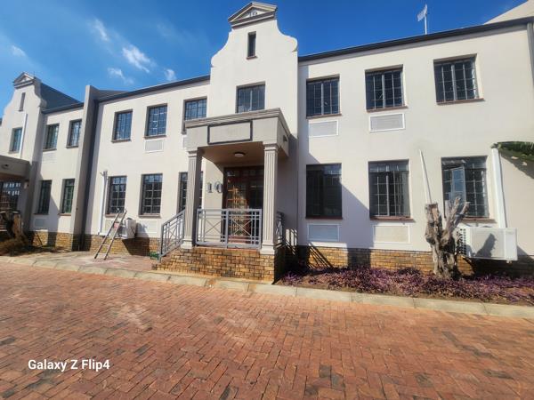 437.5  m² Commercial space