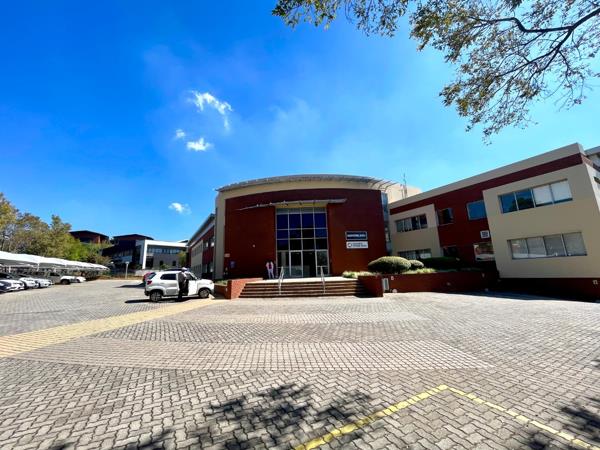 129  m² Commercial space