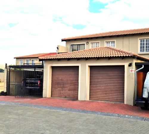 3 Bedroom Townhouse
