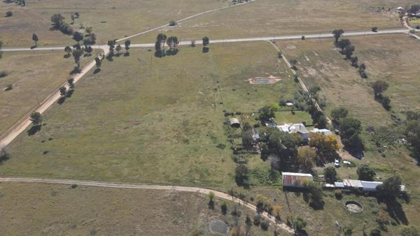 11.4 ha Smallholding