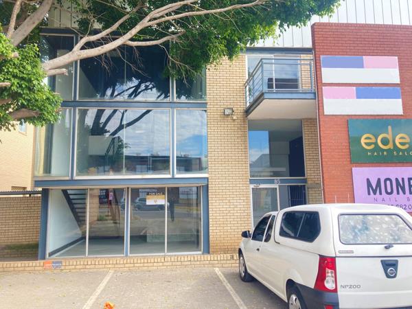 272  m² Commercial space