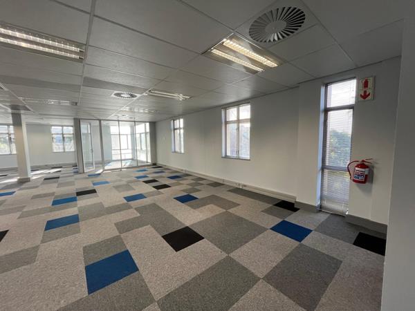 120  m² Commercial space