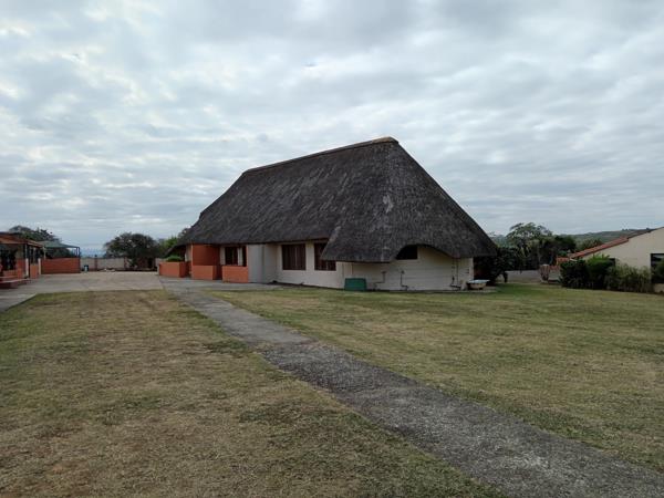 1 400 m² Commercial space