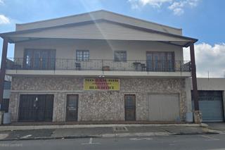 880  m² Commercial space