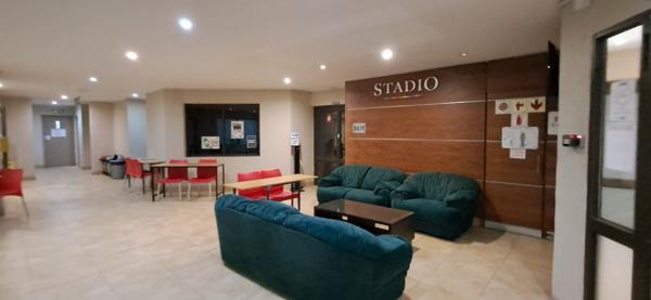 159  m² Commercial space