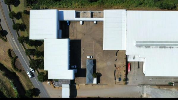 1 739  m² Industrial space