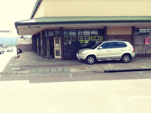 406  m² Commercial space