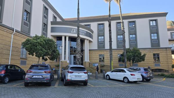 357  m² Commercial space