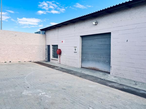 121  m² Commercial space